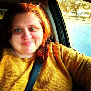 Meet your Posher, Cassandra